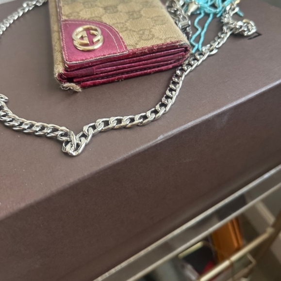 Gucci Brown Tan Canvas and Leather Wallet Crossbody Silver Chain Pink Interior - Picture 5 of 11